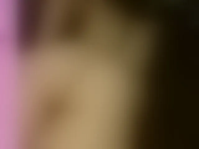Live sex webcam photo for Victoria-97 #290817452