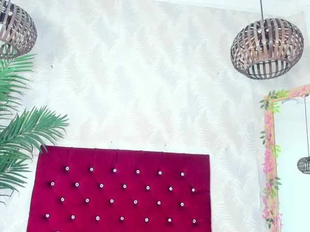 Live sex webcam photo for Victoria-Coleman #292210399