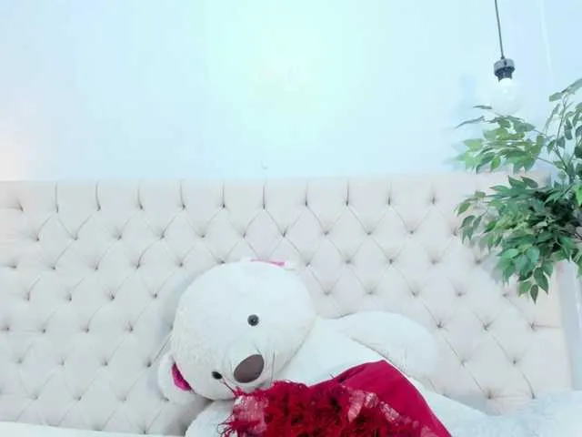 Live sex webcam photo for Victoria-Coleman #292251017