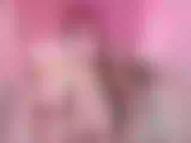 Live sex webcam photo for Victoria-Cooper #277616417