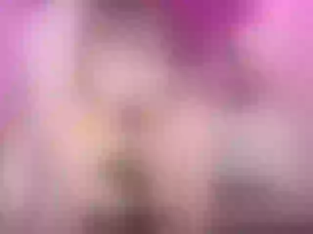 Live sex webcam photo for Victoria-Cooper #277680540