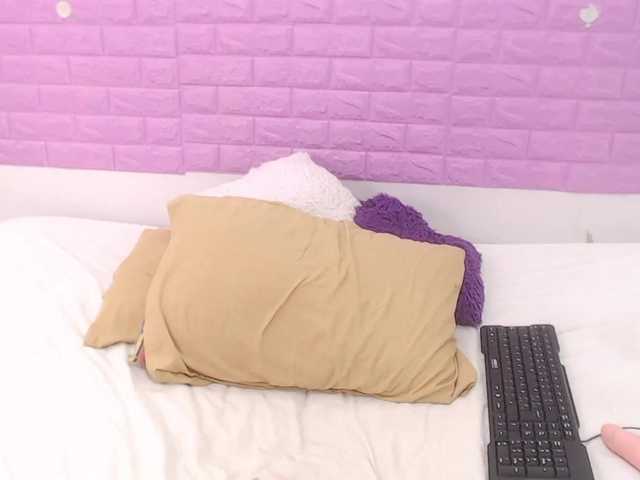 Live sex webcam photo for Victoria-Coos #272522964