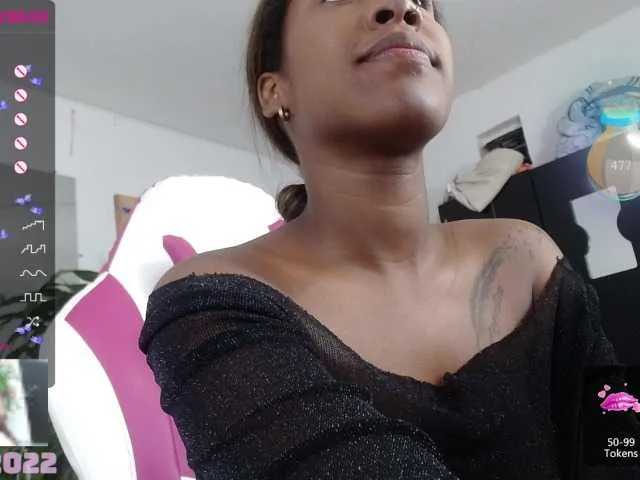 Live sex webcam photo for Victoria-jhon #272607330