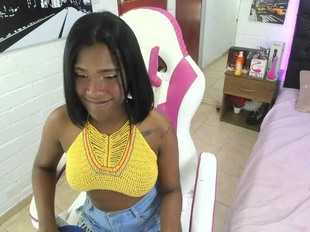 Live sex webcam photo for Victoria-jhon #274080543