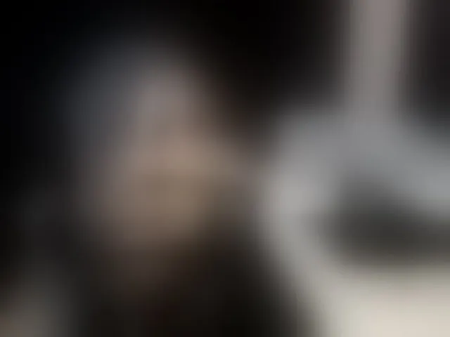 Live sex webcam photo for Victoria395 #293350770