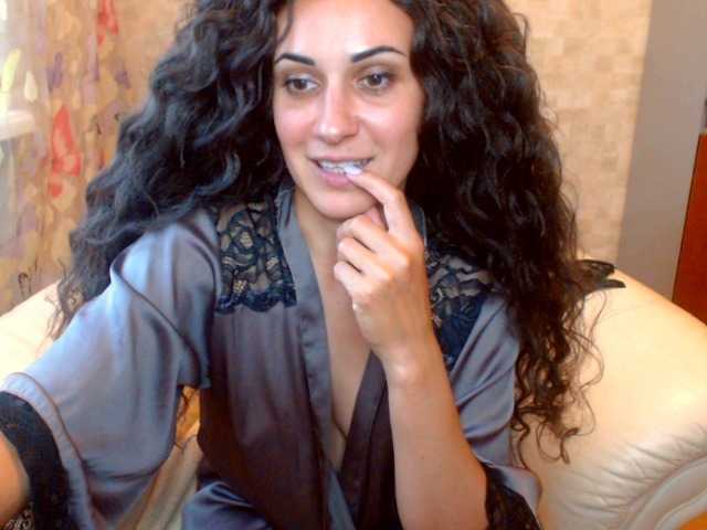 Live sex webcam photo for Victoria9536 #275543954