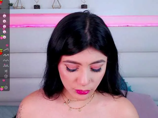 Live sex webcam photo for VictoriaCambe #276134193