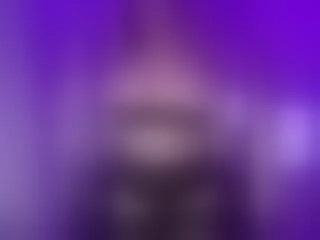 Live sex webcam photo for VictoriaDiamo #294028077