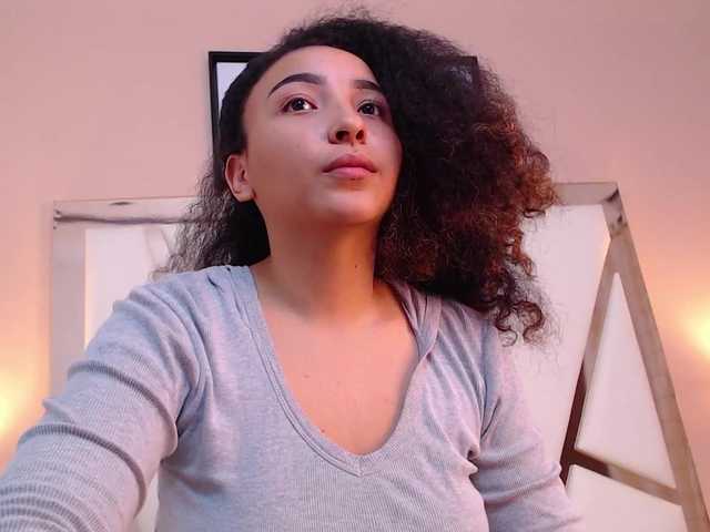 Live sex webcam photo for VictoriaGonza #272201024