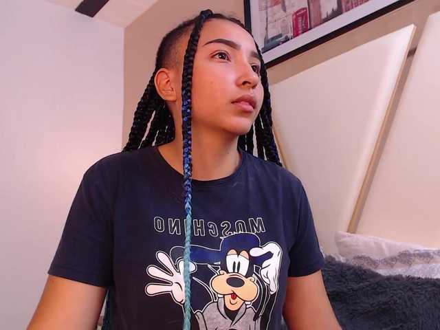 Live sex webcam photo for VictoriaGonza #272314045