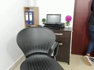Live sex webcam photo for VictoriaKent #160305260