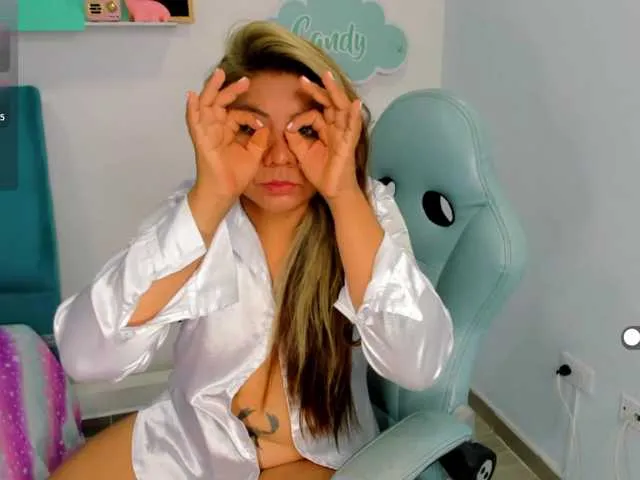 Live sex webcam photo for VictoriaLove #291159813