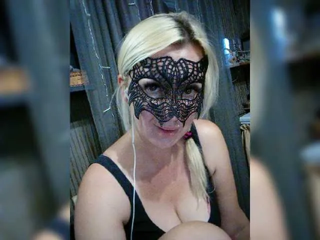 Live sex webcam photo for VictoriaRelax #274709630