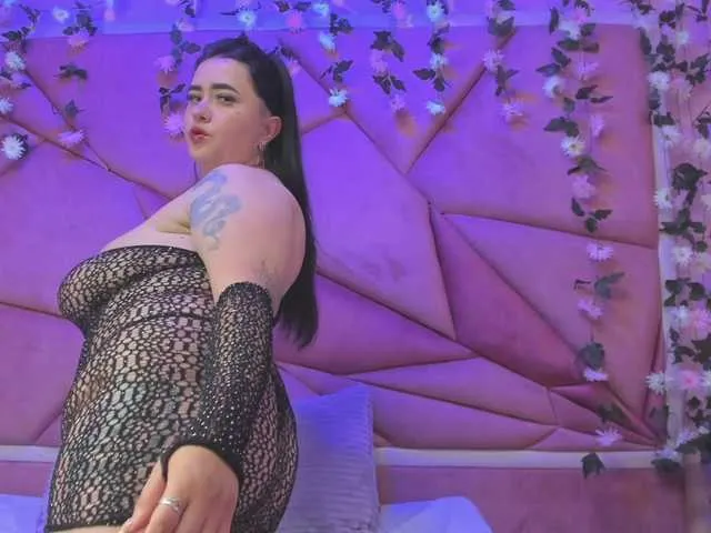 Live sex webcam photo for VictoriaRossy #292258012