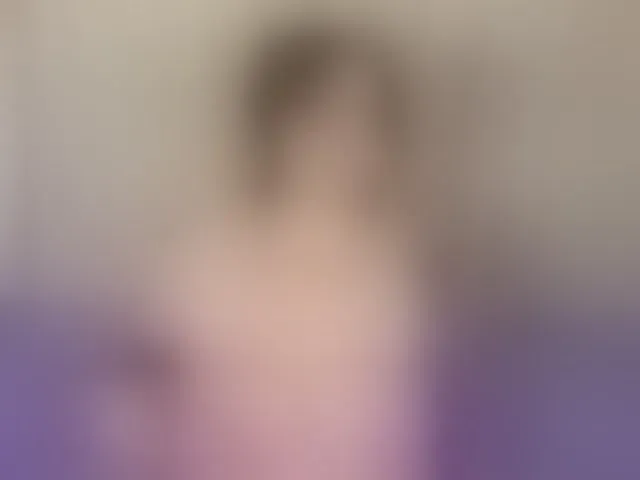 Live sex webcam photo for VictoriaRossy #293734933