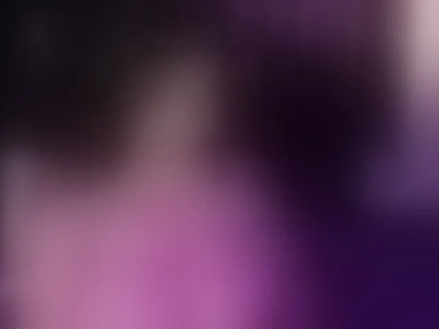 Live sex webcam photo for VictoriaRossy #294134058