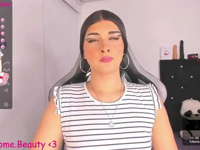 Live sex webcam photo for Victoriaaranz #273608020