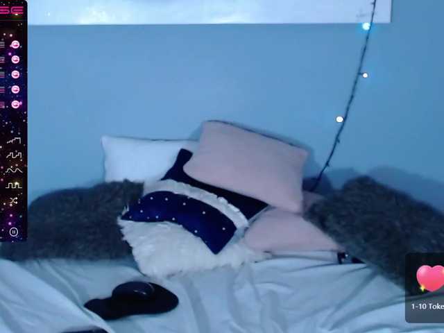 Live sex webcam photo for Victoriasilva #273494094