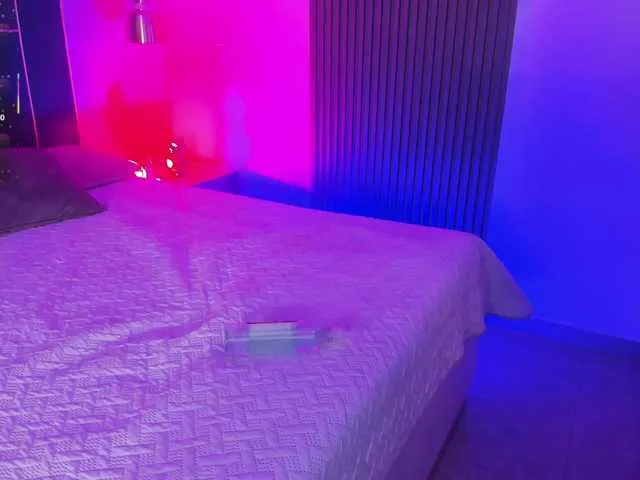 Live sex webcam photo for VicttoriaSantini #291402183