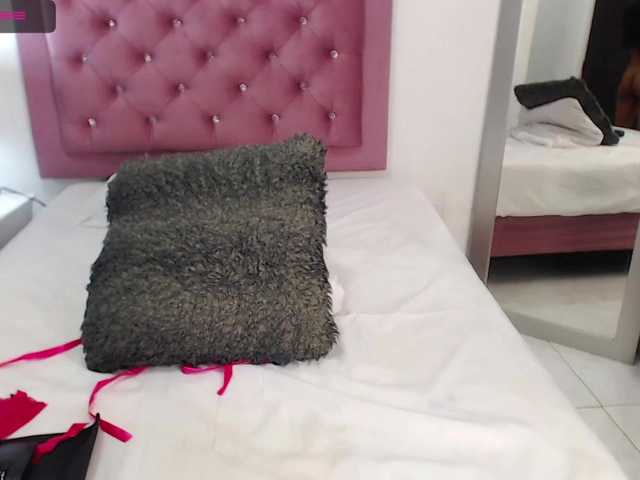 Live sex webcam photo for Viictoriia #272457559