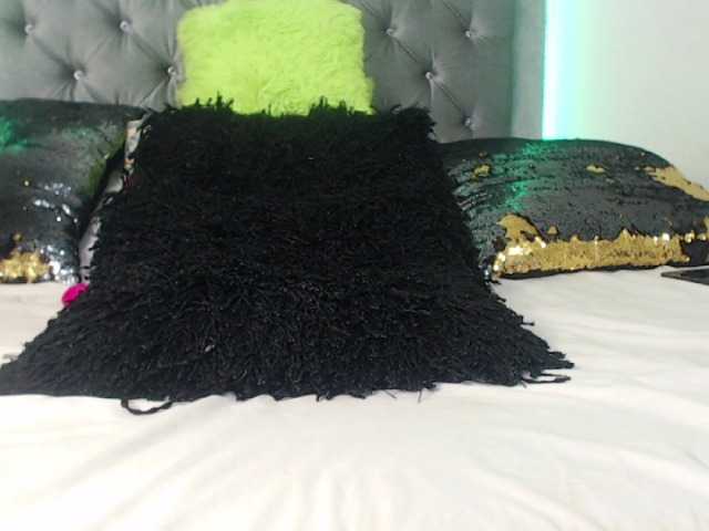 Live sex webcam photo for Viictoriia #275737253