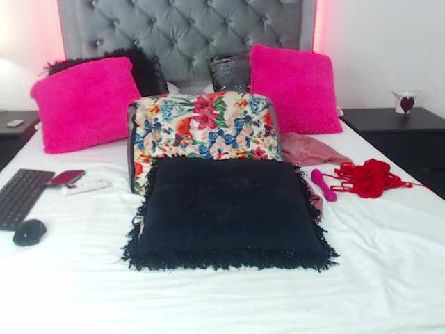 Live sex webcam photo for Viictoriia #277801495