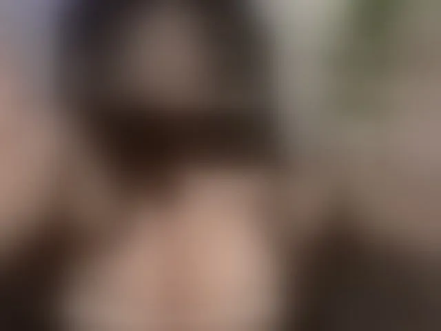 Live sex webcam photo for Vik-Love #293893386