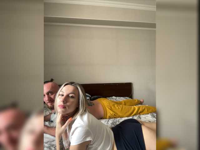 Live sex webcam photo for Vik1One1 #276626312