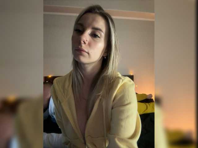 Live sex webcam photo for Vik1One1 #276690558