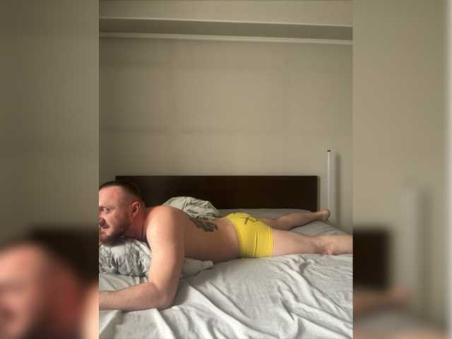 Live sex webcam photo for Vik1One1 #277735597