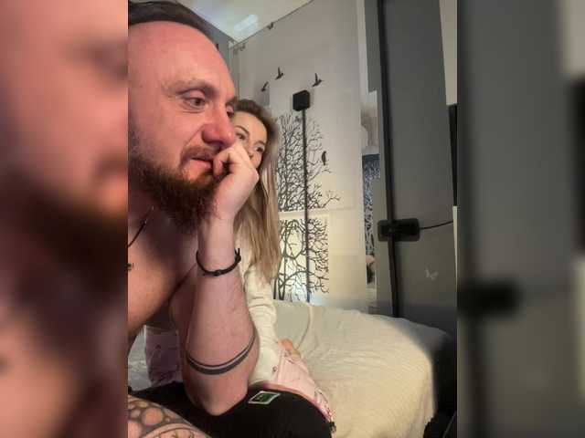 Live sex webcam photo for Vik1One1 #290950313