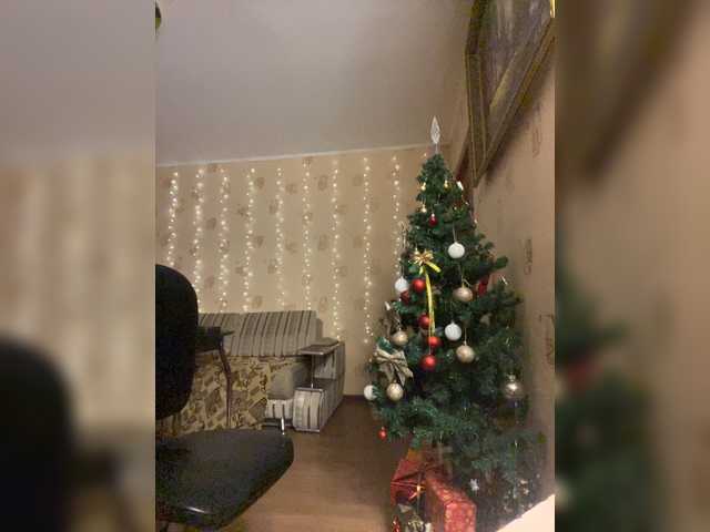 Live sex webcam photo for Viki-tiki-tak #271747227