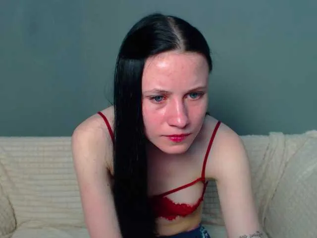 Live sex webcam photo for VikiKelt #277922984