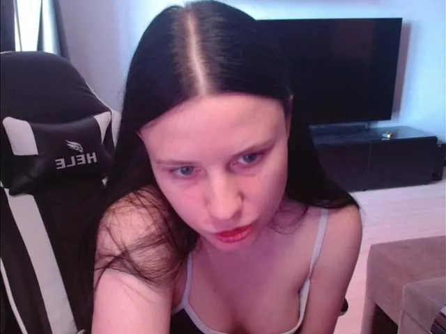 Live sex webcam photo for VikiKelt #291076001