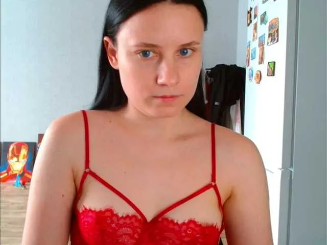 Live sex webcam photo for VikiKelt #293184457