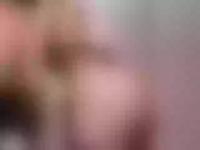 Live sex webcam photo for VikiKiss #273537694