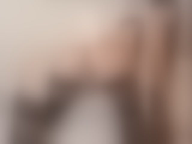 Live sex webcam photo for VikiKiss #276169879