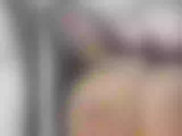 Live sex webcam photo for VikiKiss #276183758