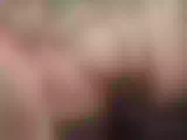 Live sex webcam photo for VikiKiss #276577997