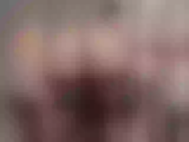 Live sex webcam photo for VikiKiss #277076239