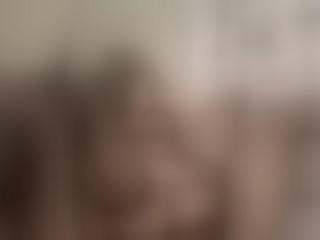 Live sex webcam photo for VikiKiss #277866985