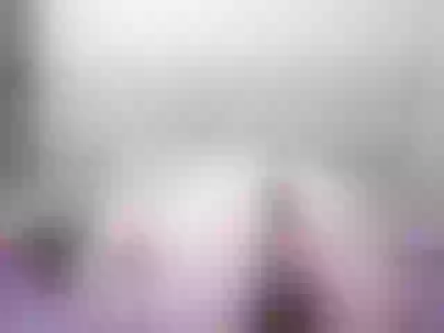 Live sex webcam photo for Vikibru #276111609