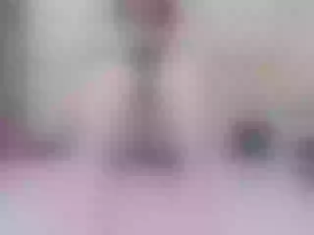 Live sex webcam photo for Vikibru #278137569