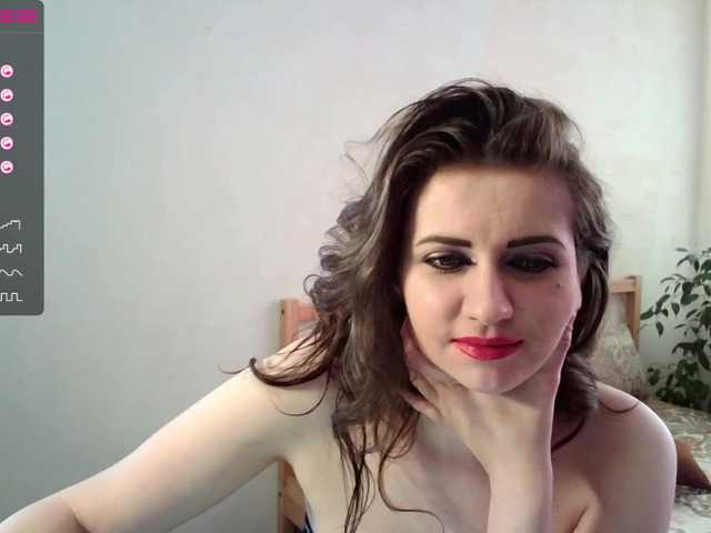 Live sex webcam photo for Vikki-Karp #273817741