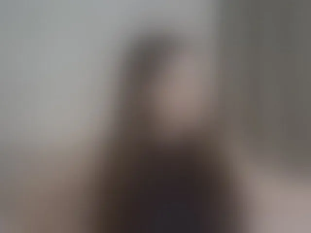 Live sex webcam photo for Vikki100500 #292350017