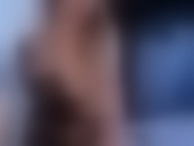 Live sex webcam photo for VikkiRood #294046695
