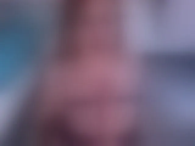 Live sex webcam photo for VikkiRood #294155881