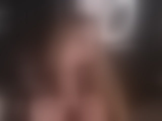 Live sex webcam photo for VikkiRood #294239435