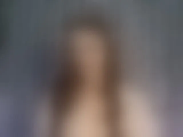 Live sex webcam photo for VikkiShon #292963465