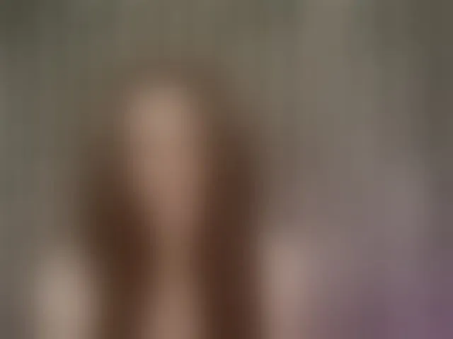 Live sex webcam photo for VikkiShon #293052921